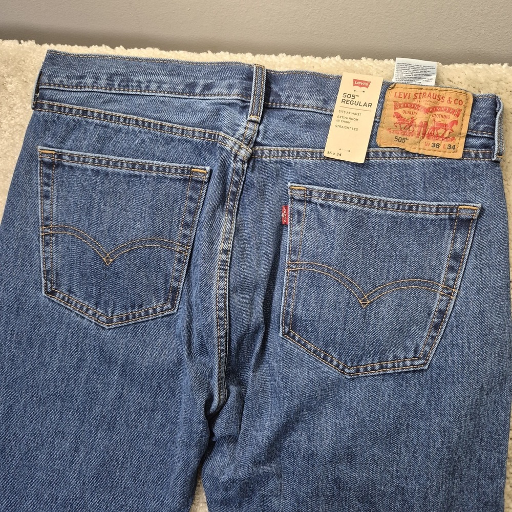 Levis 505 Jeans Mens 36/34 Classic Straight Blue USA Capsule Minimalist Casual - Picture 13 of 13